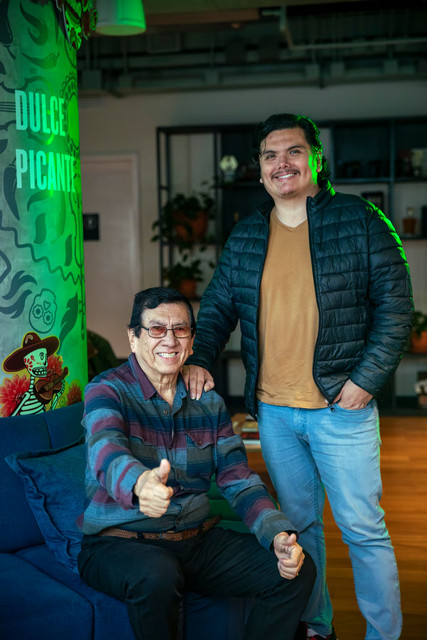 En la foto, Jorge Rodríguez, fundador, y Jorge Luis Rodríguez, futuro líder de Los Mirlos. Fotos: Joel Alonzo/GEC
