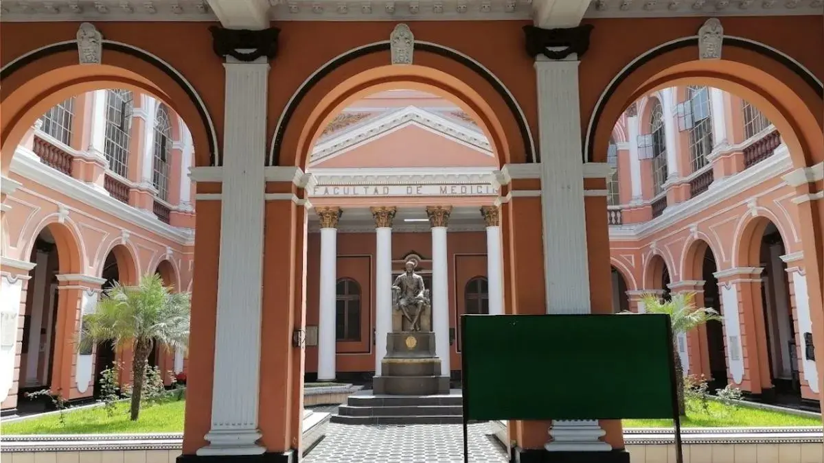 El decano de la Facultad de Medicina de la UNMSM indicó que la abstención de su institución está en concordancia con el acuerdo unánime de la Asamblea General de la Asociación Peruana de Facultades de Medicina (ASPEFAM).