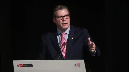 El ministro de Educación, Morgan Quero, participó en un acto público.