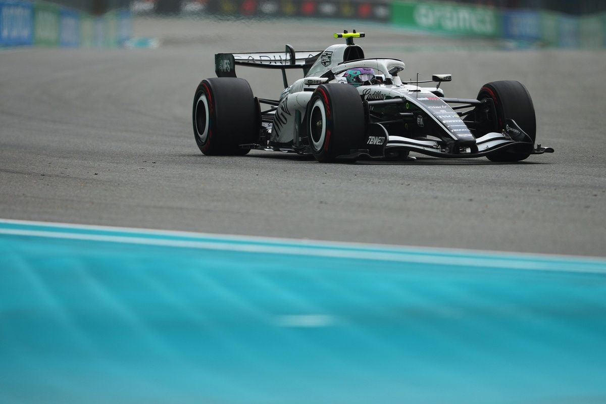 valtteri-bottas-cadillac-racin.jpg