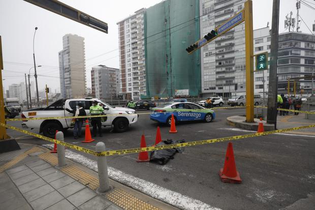 El chofer se encuentra detenido en la comisaría de San Antonio (Miraflores) para las investigaciones del caso. (Foto: Diana Marcelo/ @photo.gec)