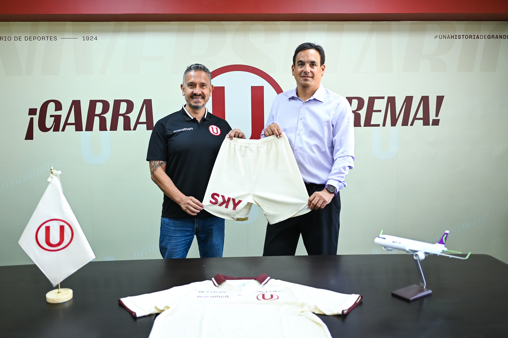 universitario.pe