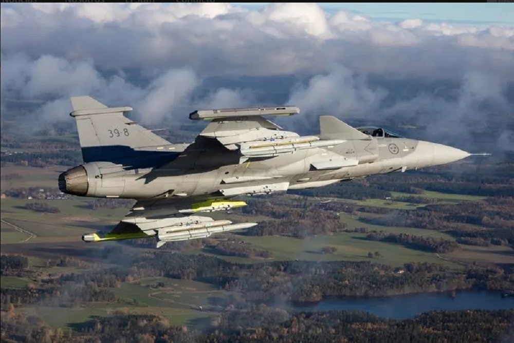 Gripen-E-dos.jpg