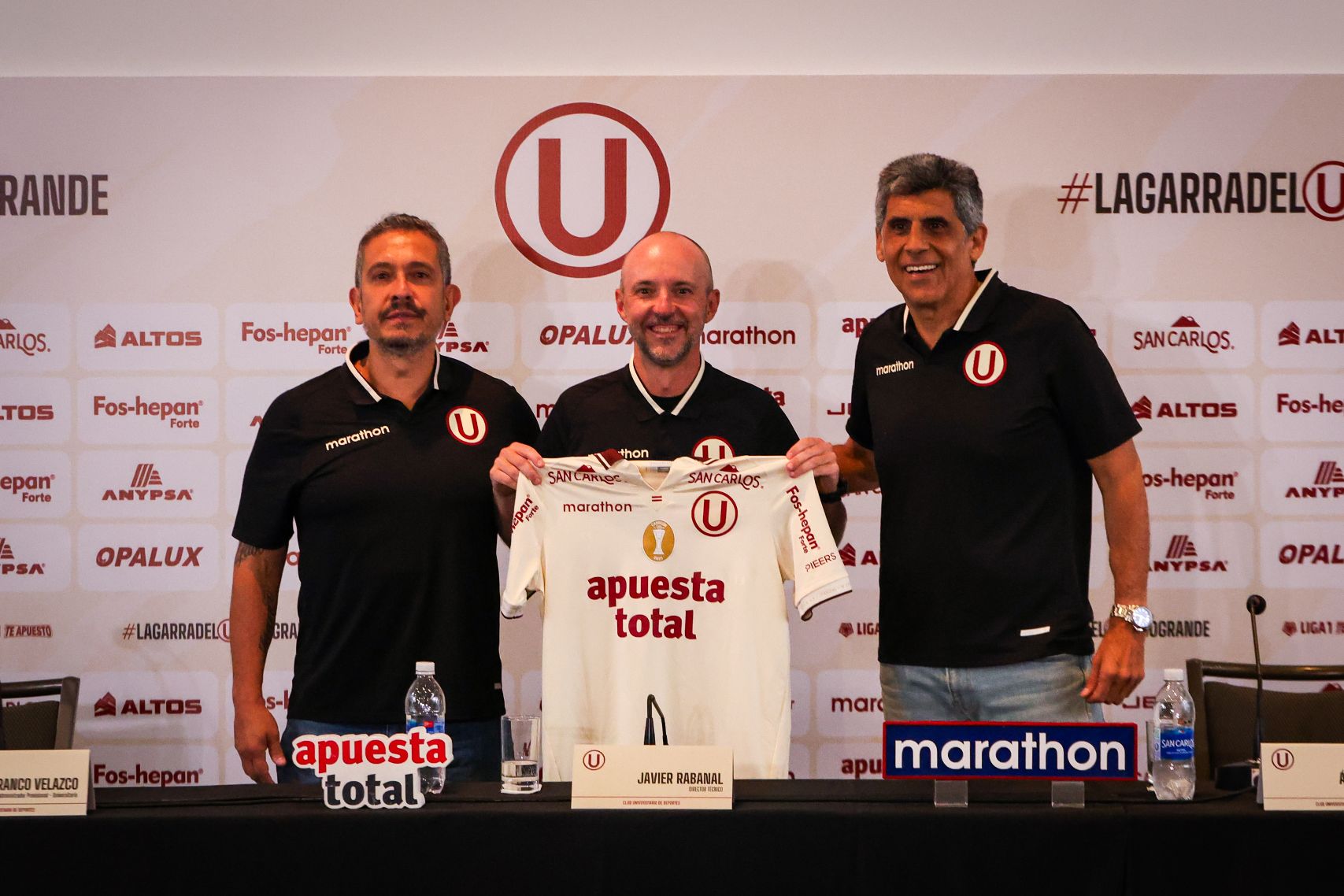 universitario.pe