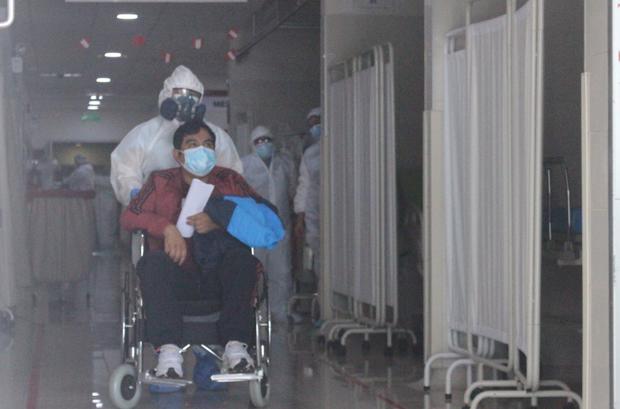 El médico Diego Bracamonte salió de alta ayer luego de estar internado por COVID-19 durante diez días. (Foto: Hospital de Ate)